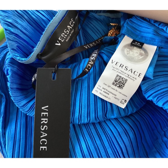 VERSACE STARFISH STRAP PLISSE MIDI DRESS - Picture 6 of 8